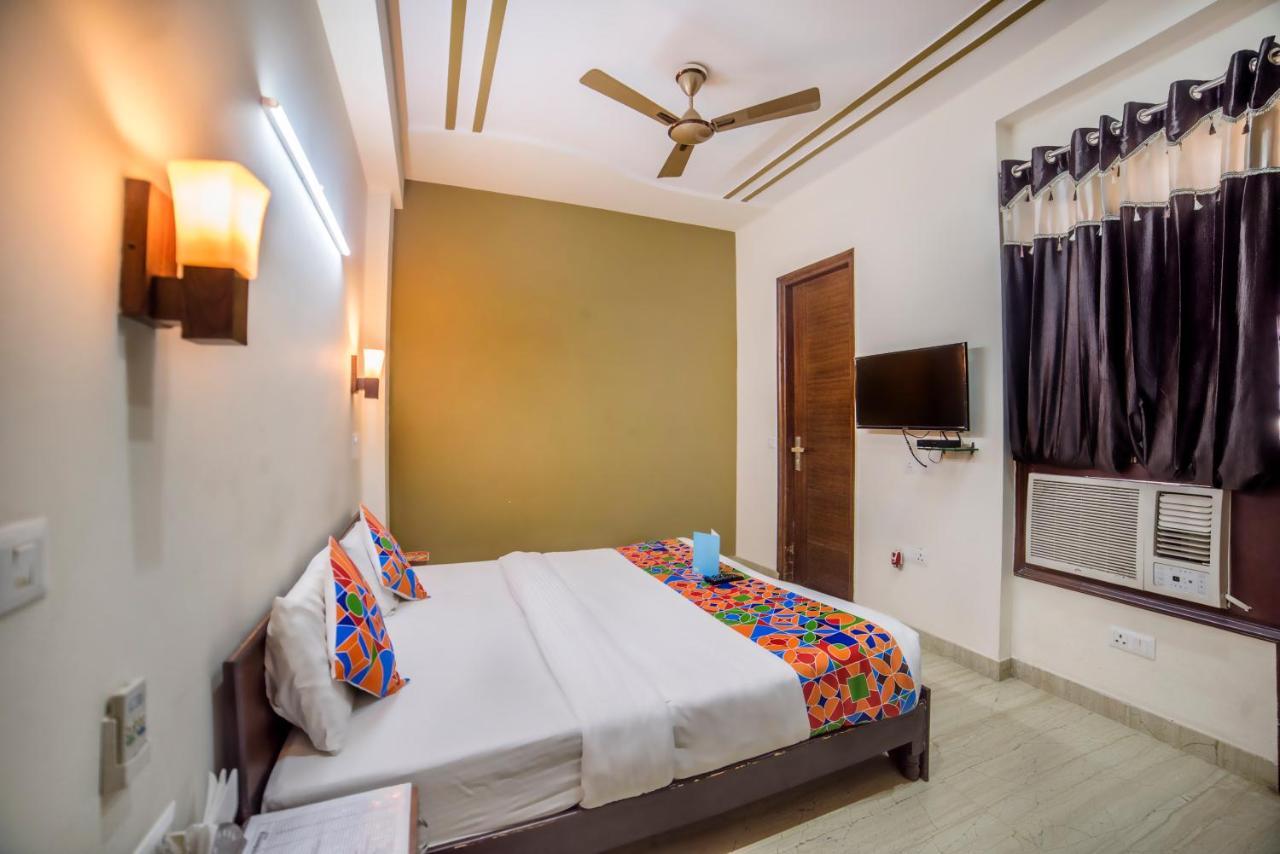 Fabhotel Mannat Residency Sec 52 Гургаон Экстерьер фото