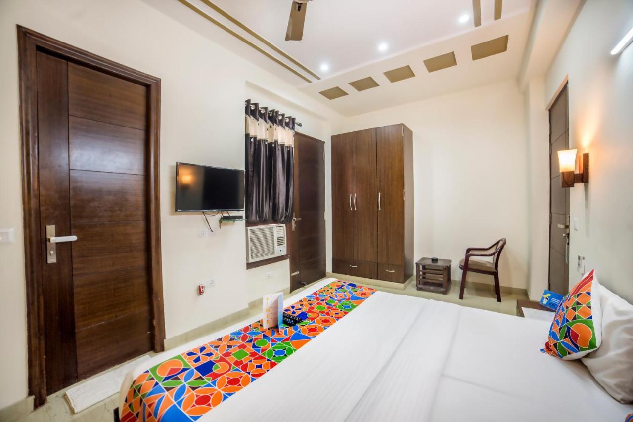 Fabhotel Mannat Residency Sec 52 Гургаон Экстерьер фото