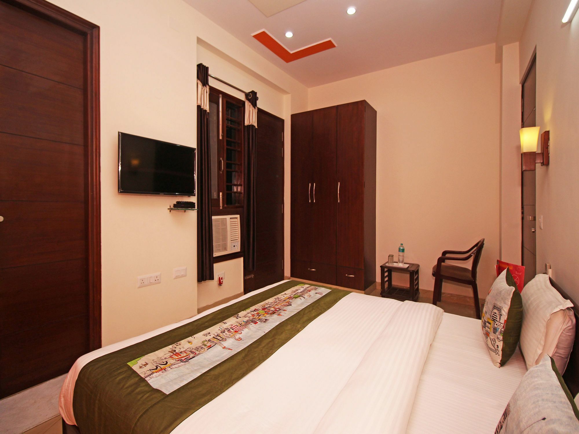 Fabhotel Mannat Residency Sec 52 Гургаон Экстерьер фото